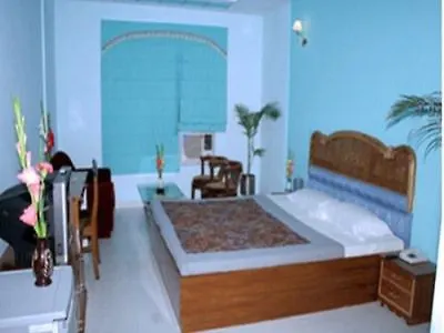 Hotel Chanakaya Agra