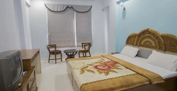 Hotel Chanakaya Agra